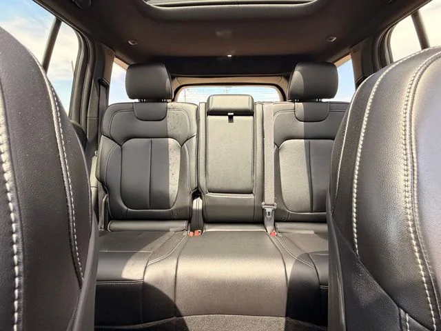 Used 2024 White Jeep 4xe image 17