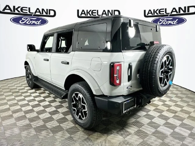 New 2026 White Ford Outer Banks image 5
