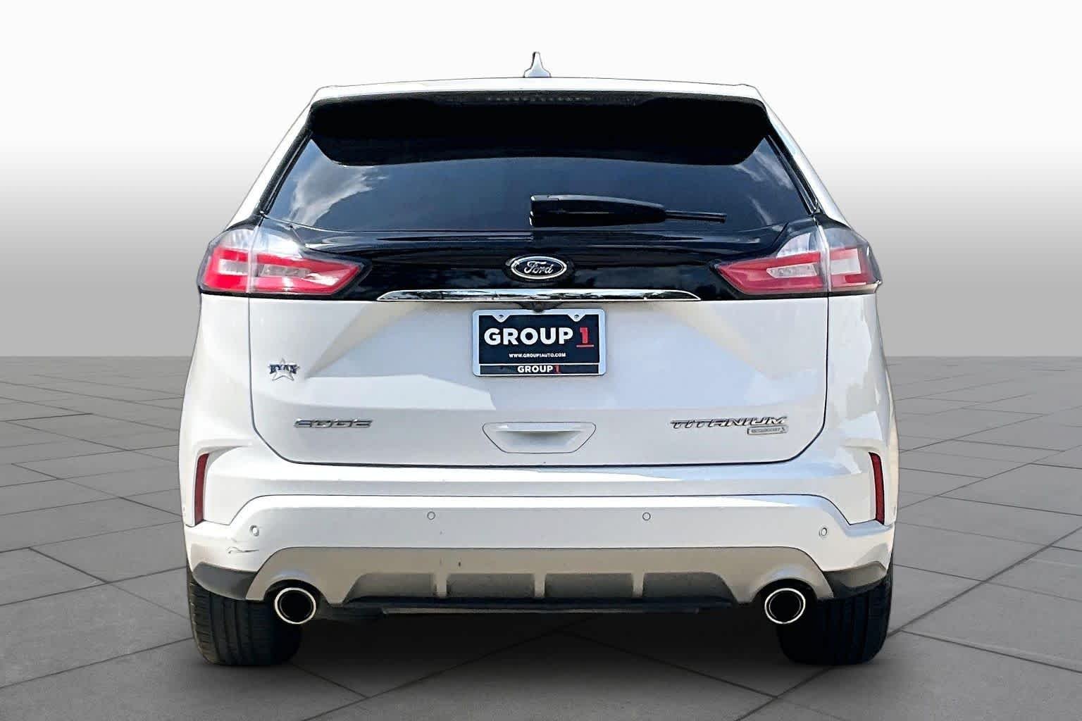 Used 2020 Star White Metallic Tri-Coat Ford Titanium image 5