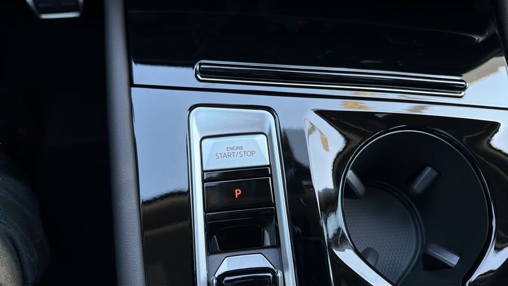 New 2026 Pure Gray Volkswagen Peak Edition image 23