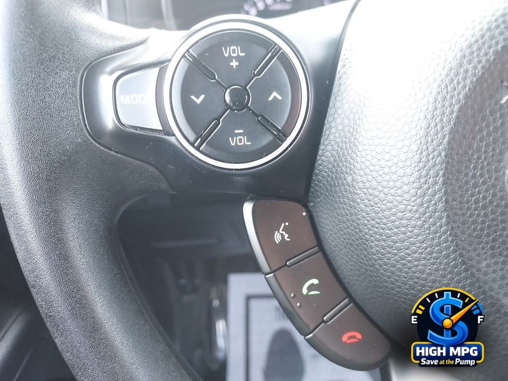 Used 2019 Red Kia Plus image 22