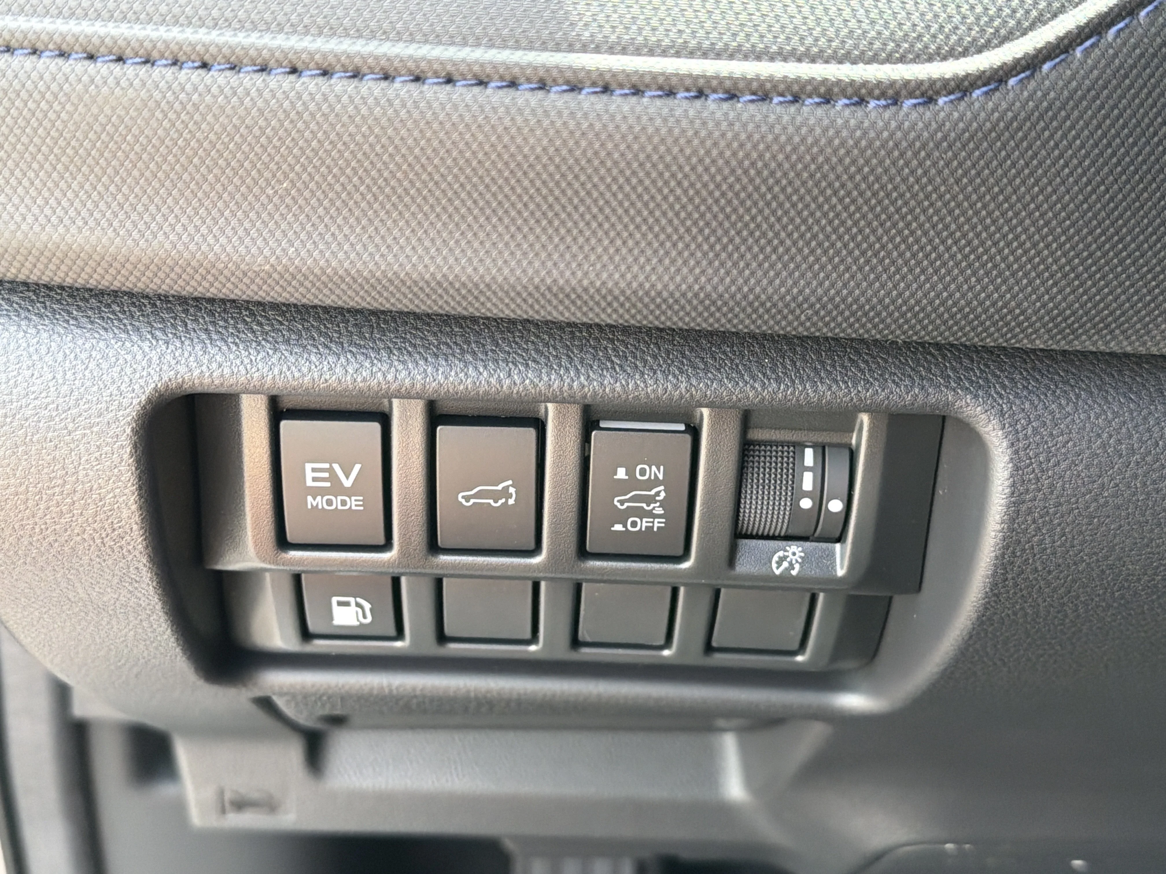 New 2026 RIVER ROCK PEARL Subaru Premium Hybrid image 28