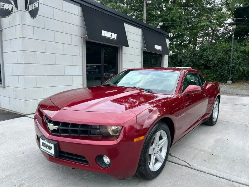 Used 2010 Red Chevrolet LT Coupe 2D image 46