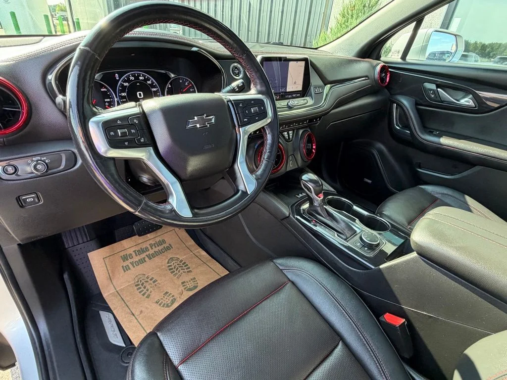 Used 2020 Silver Chevrolet RS image 11