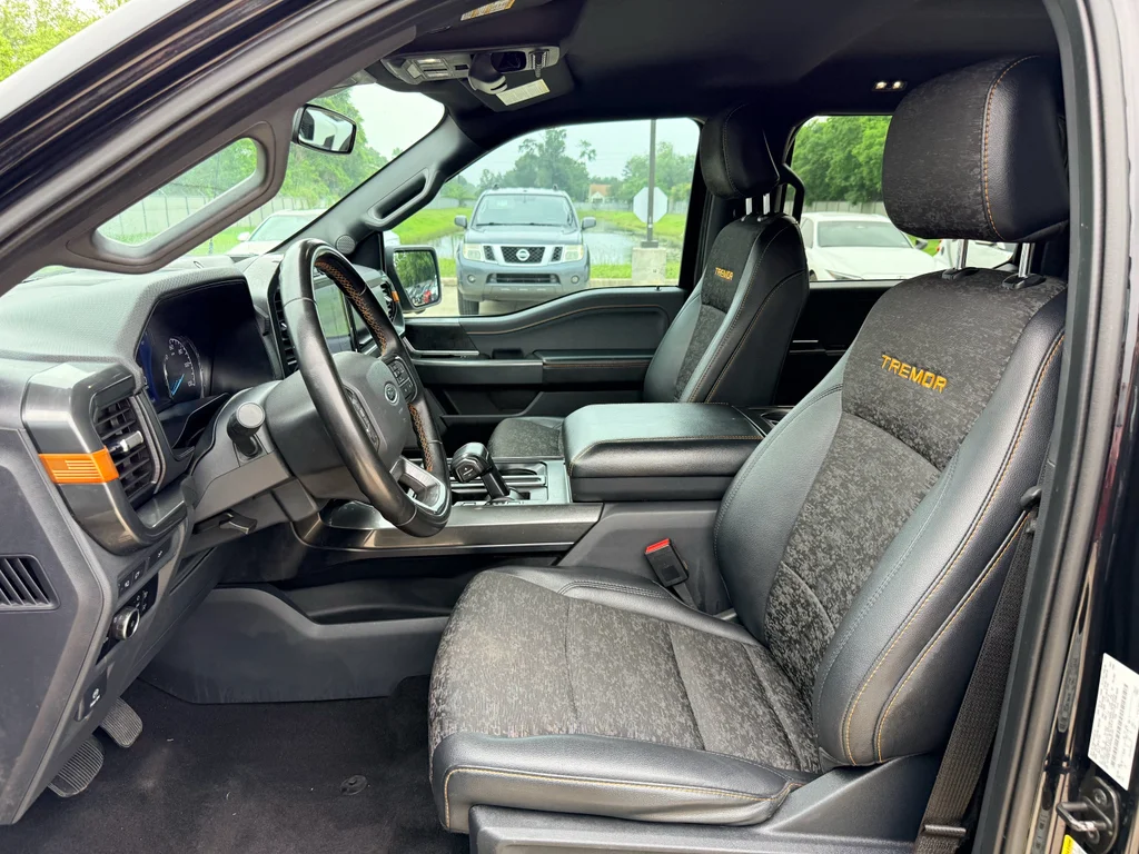 Used 2023 Agate Black Metallic Ford Tremor image 11