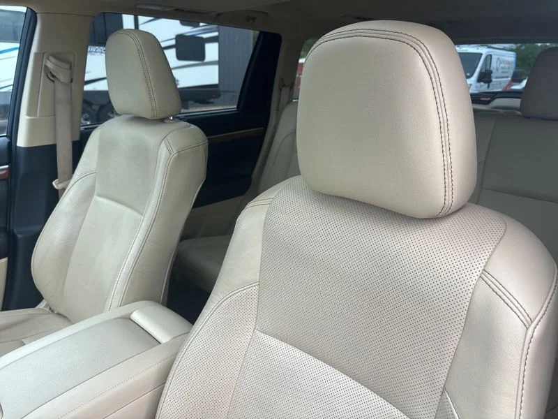 Used 2017 Brown Toyota Limited image 28