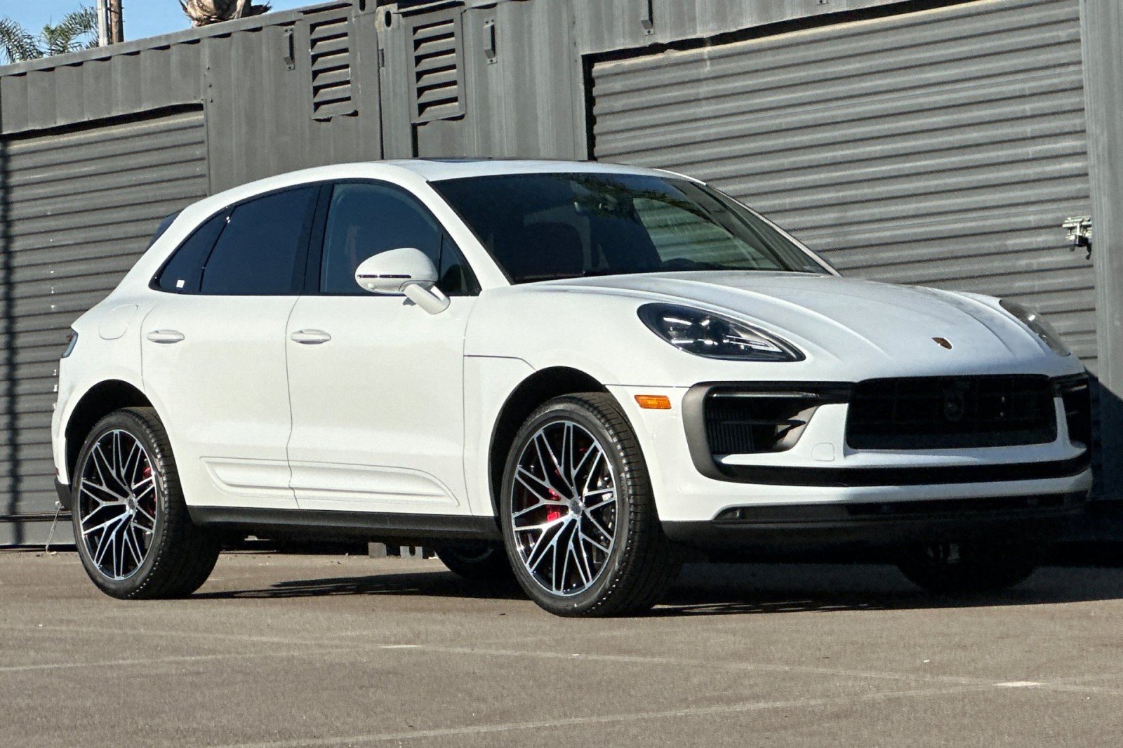 2026 Porsche Macan S - Photo 10