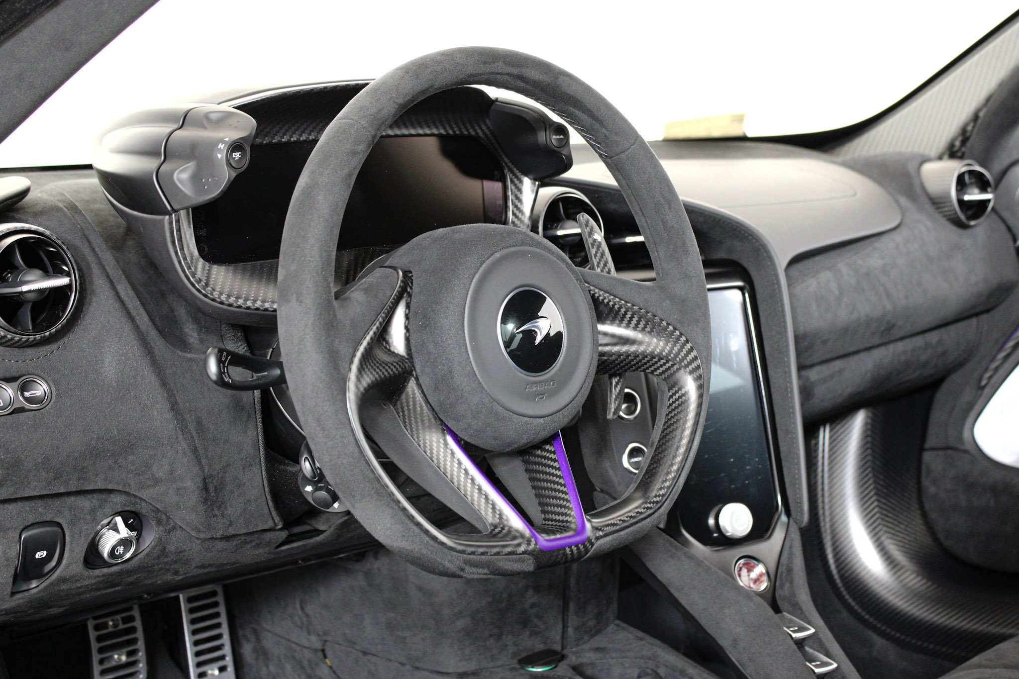Used 2024 Purple McLaren Coupe image 51