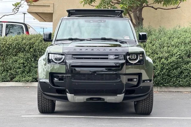 New 2026 Woolstone Green Land Rover X image 8