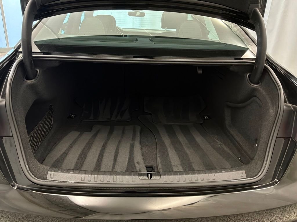 Used 2023  Audi 45 Premium image 28