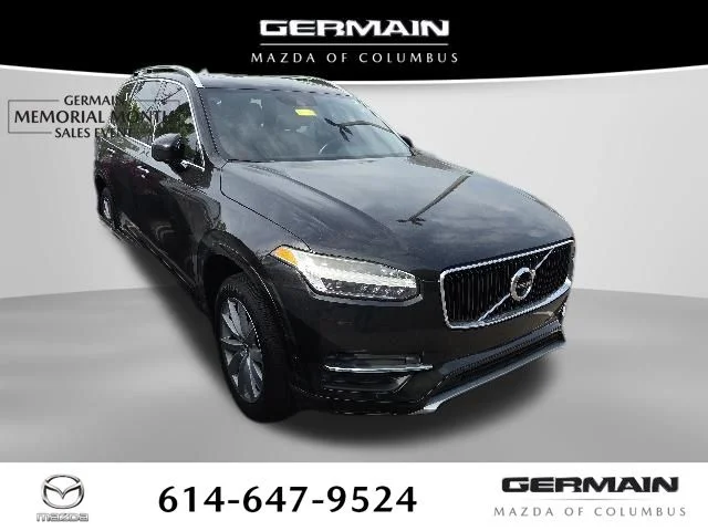 2017 Volvo XC90 T6 AWD Momentum's photo