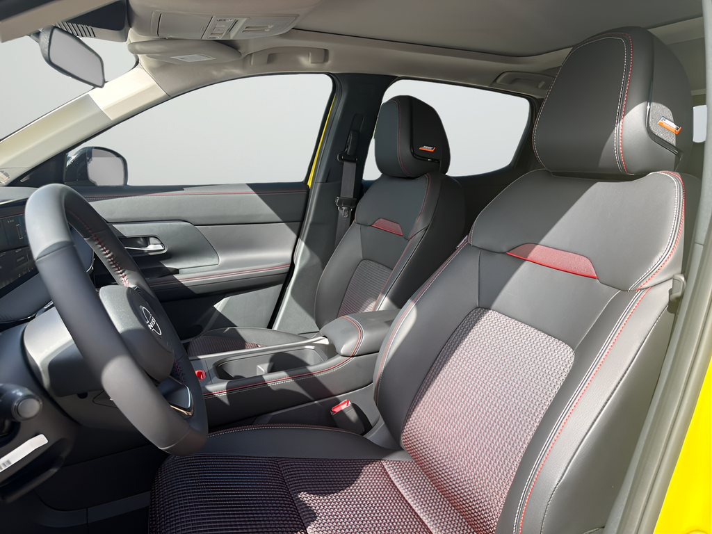 2026 Nissan KICKS SR - Photo 15