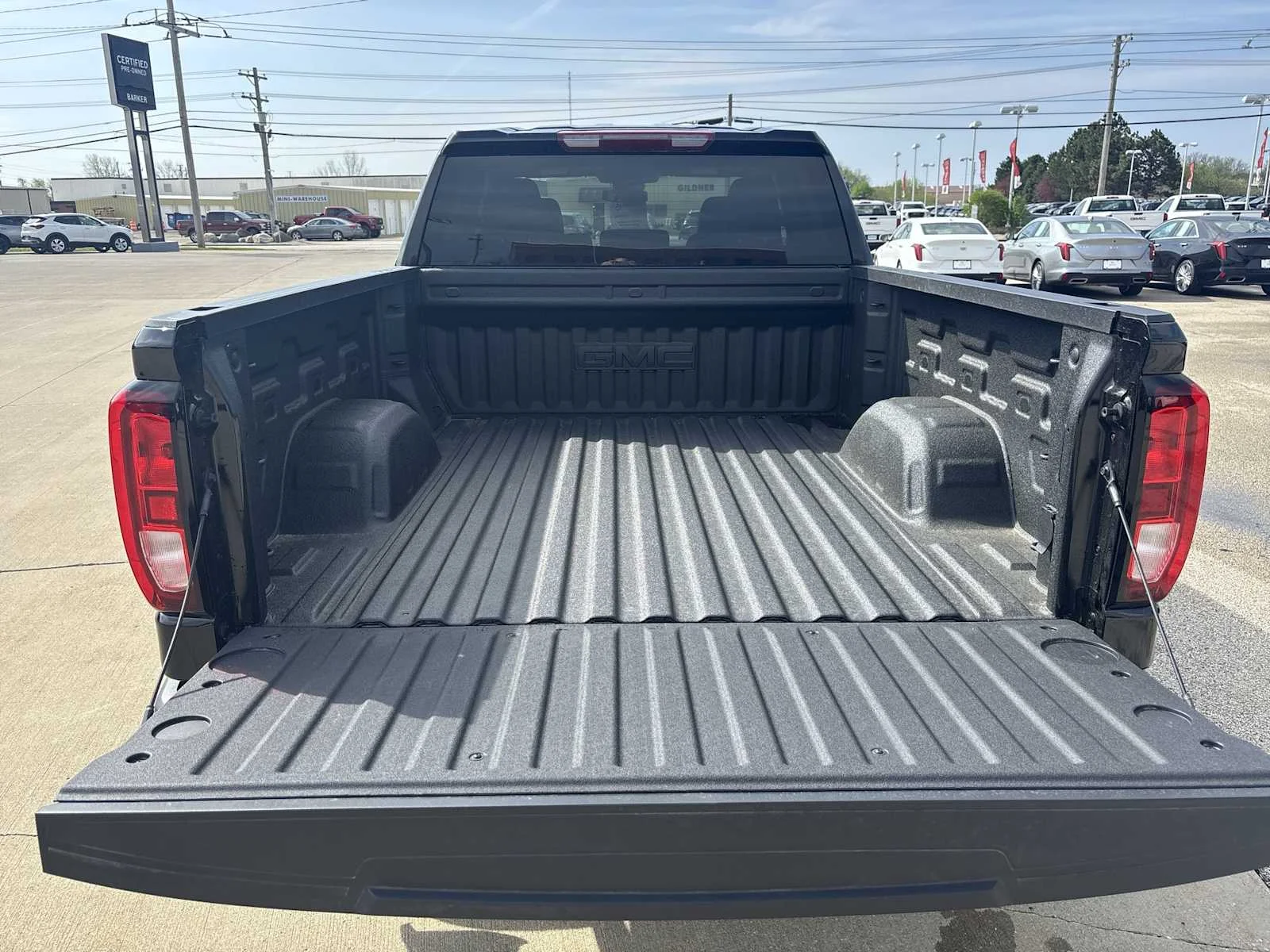 New 2026 Onyx Black GMC Elevation image 27