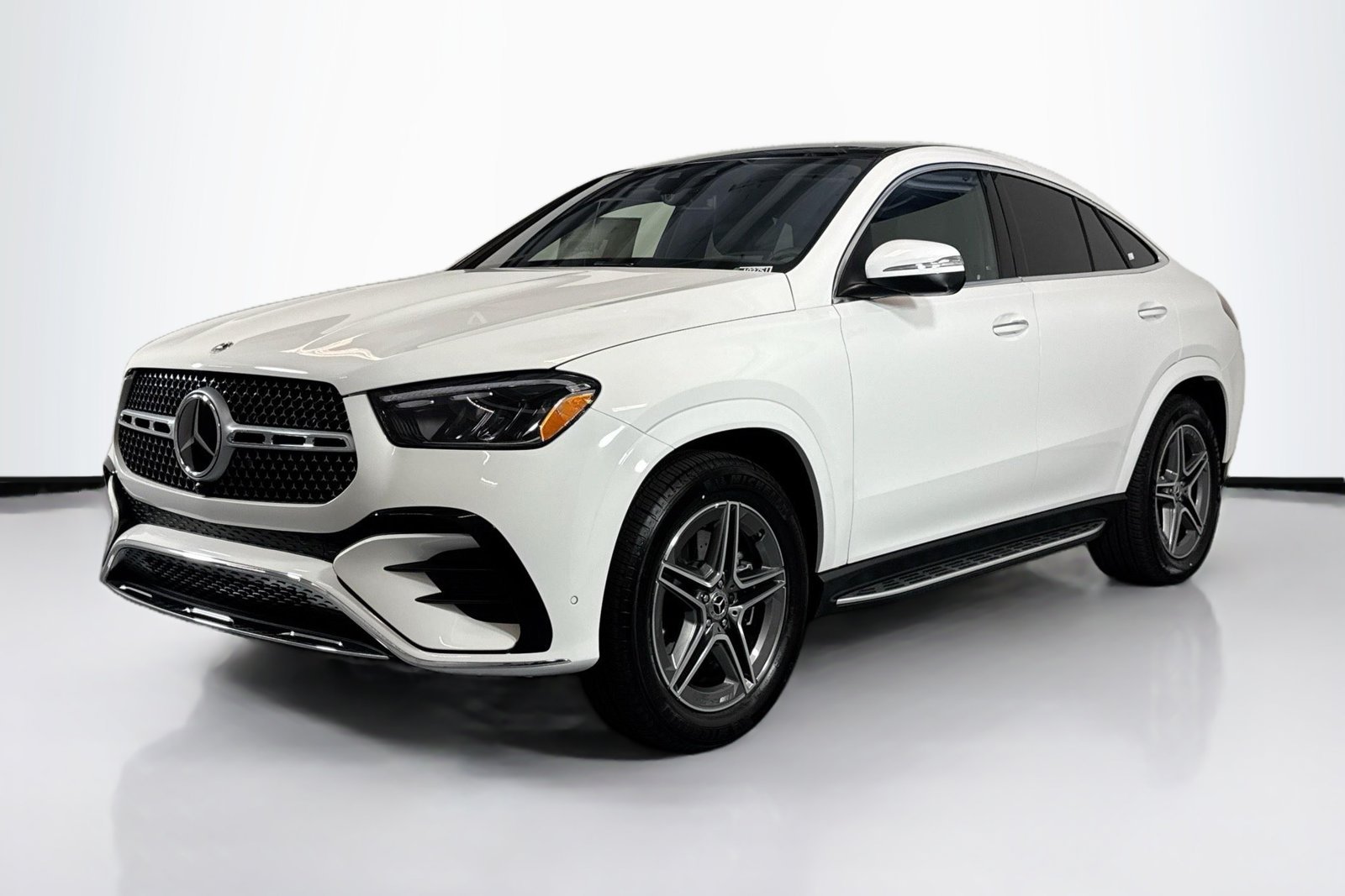 New 2026 Polar White Mercedes-Benz GLE 450 image 1