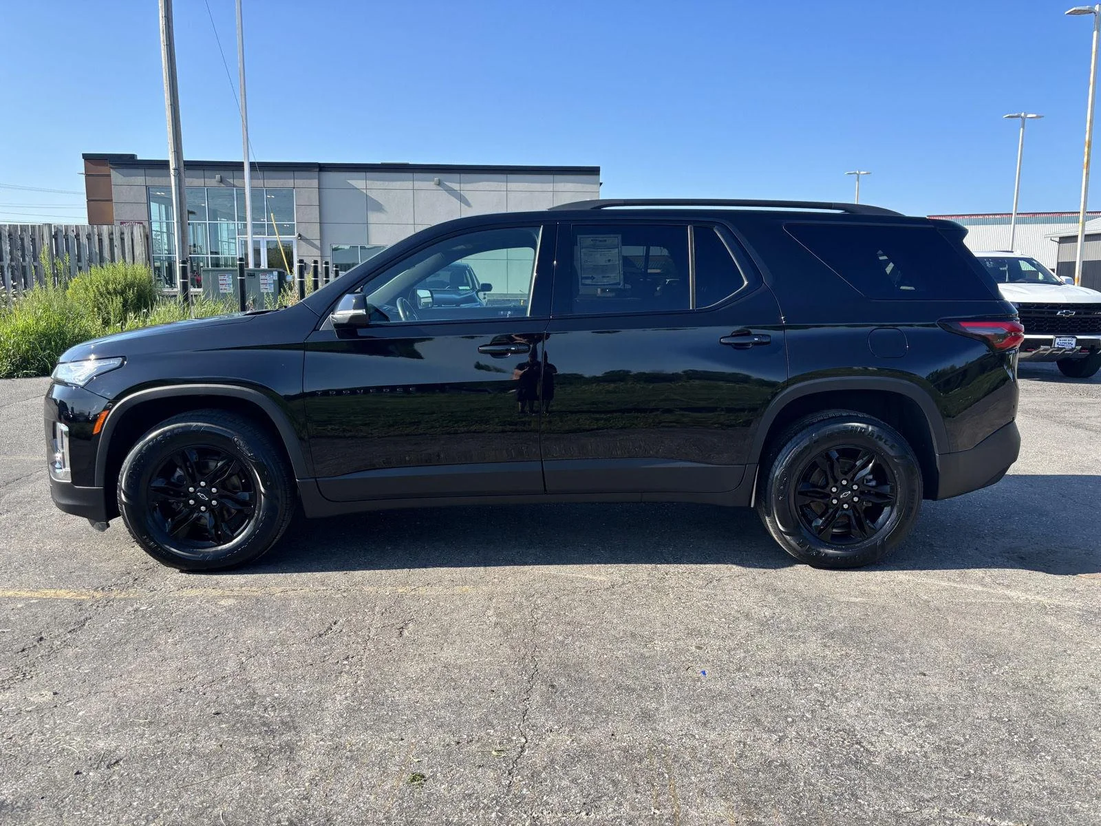 Used 2023 Mosaic Black Metallic Chevrolet LT Cloth image 4