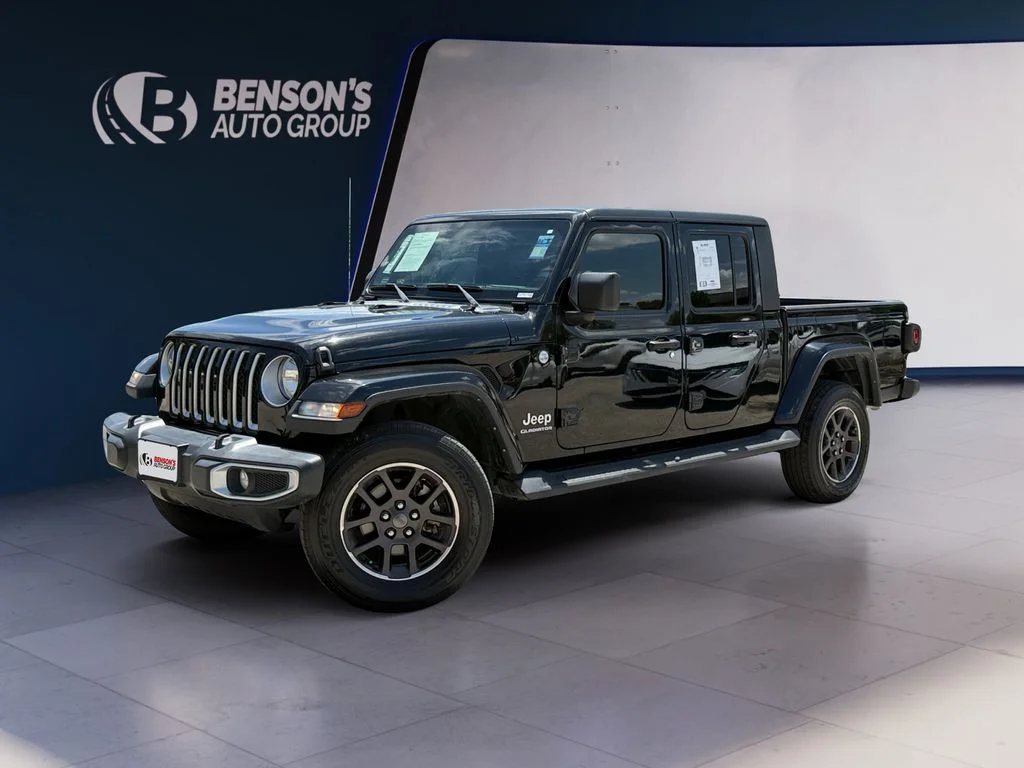 Used 2022 Black Jeep Overland image 1