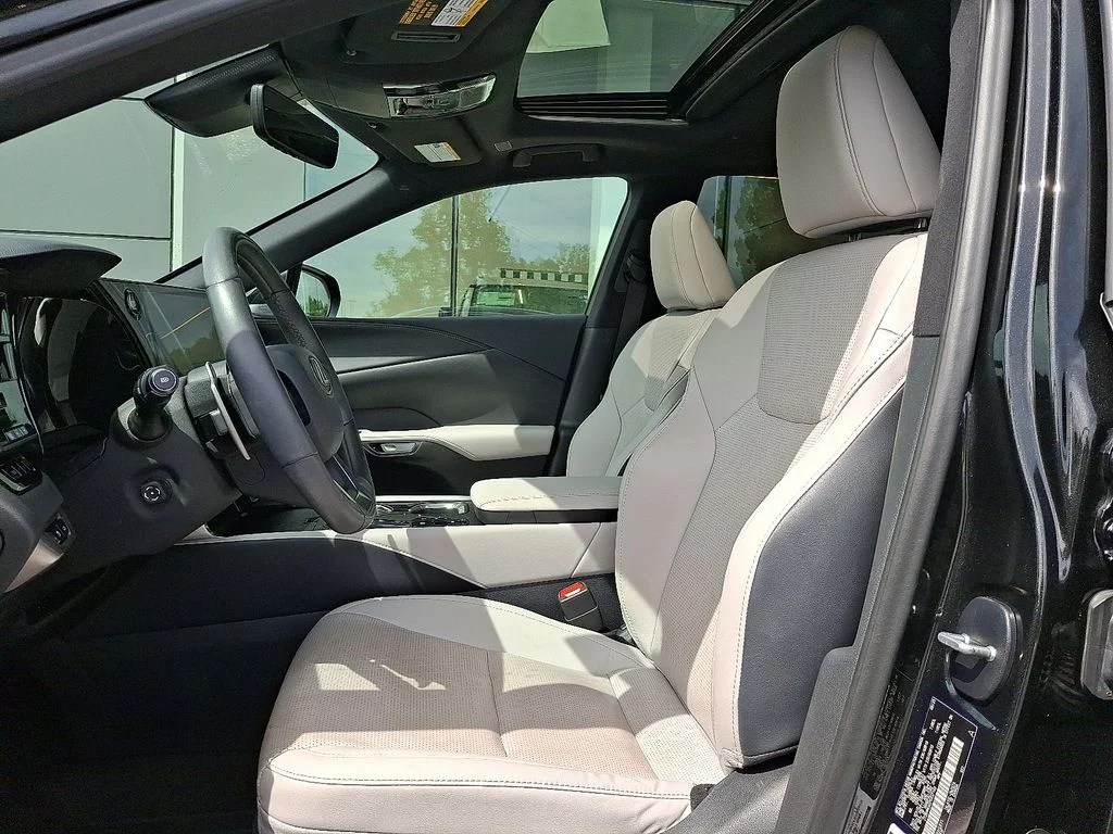 Used 2023 Black Lexus 350 Premium Plus image 14