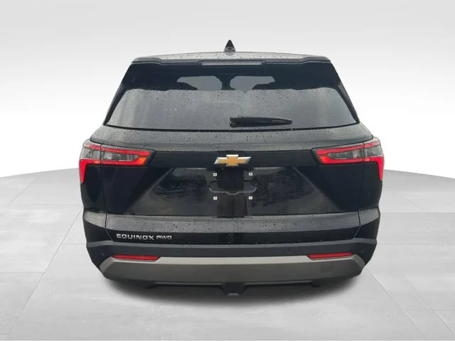 New 2027 Mosaic Black Metallic Chevrolet LT image 4