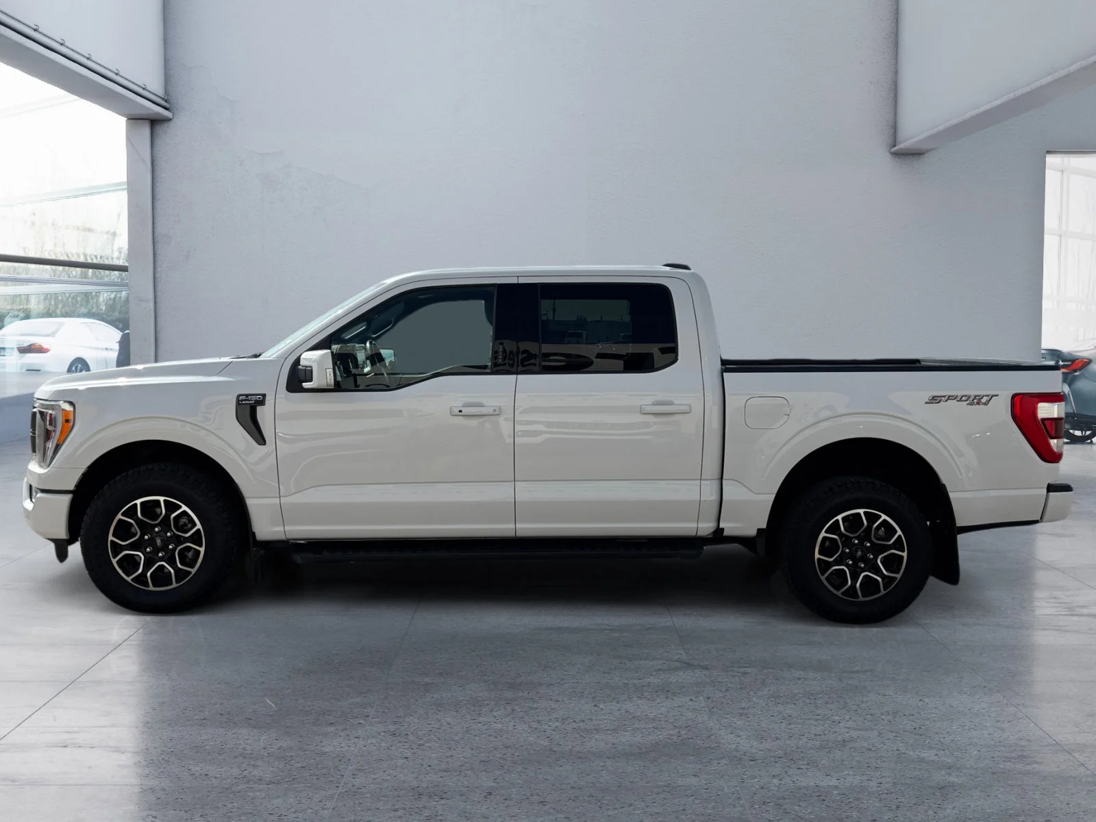 Used 2023 White Ford LARIAT image 2
