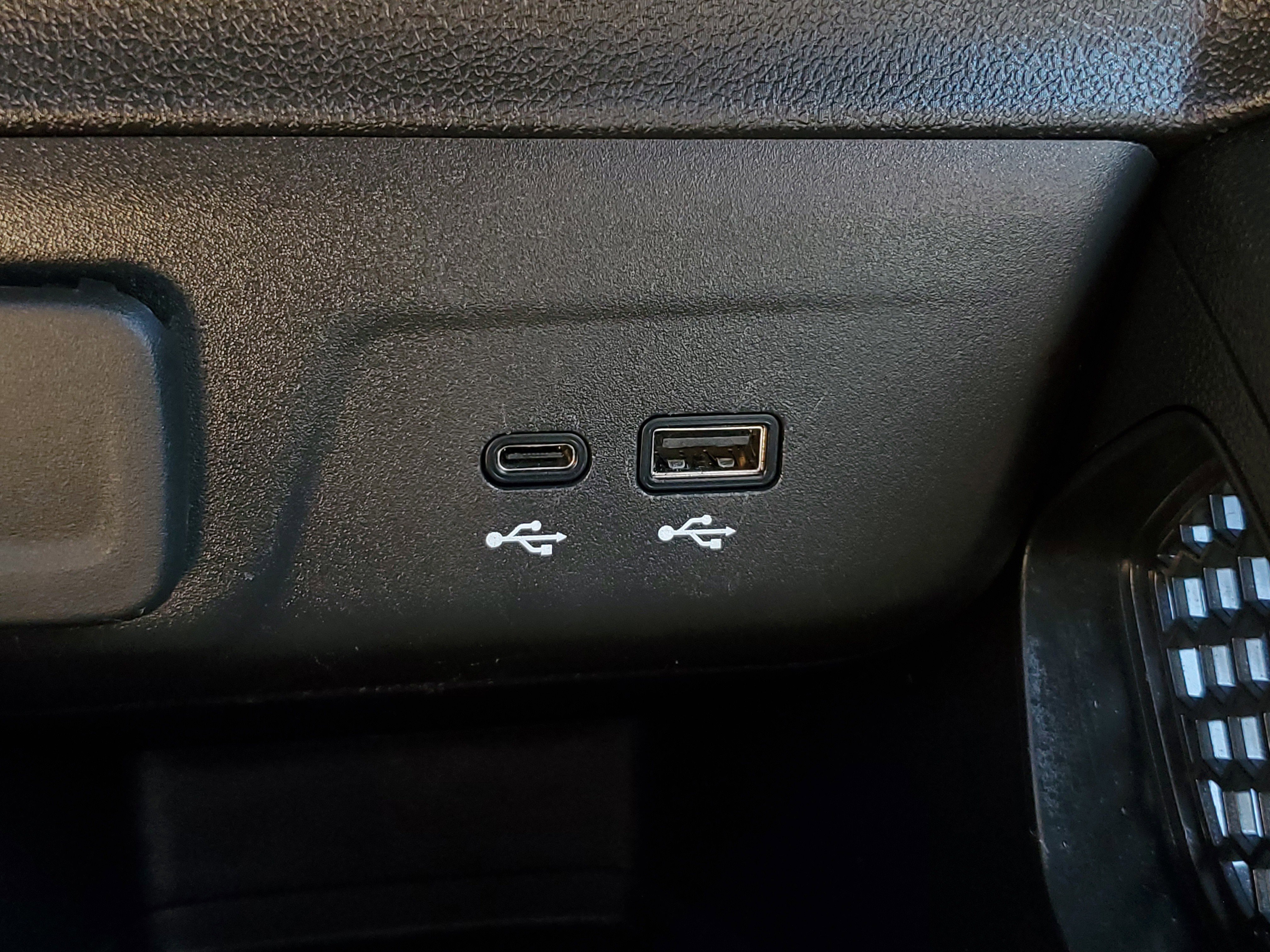 Used 2025 Black Chevrolet LT image 25