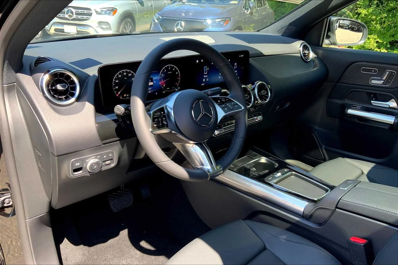 Certified Used 2026 Night Black Mercedes-Benz GLA 250 image 9