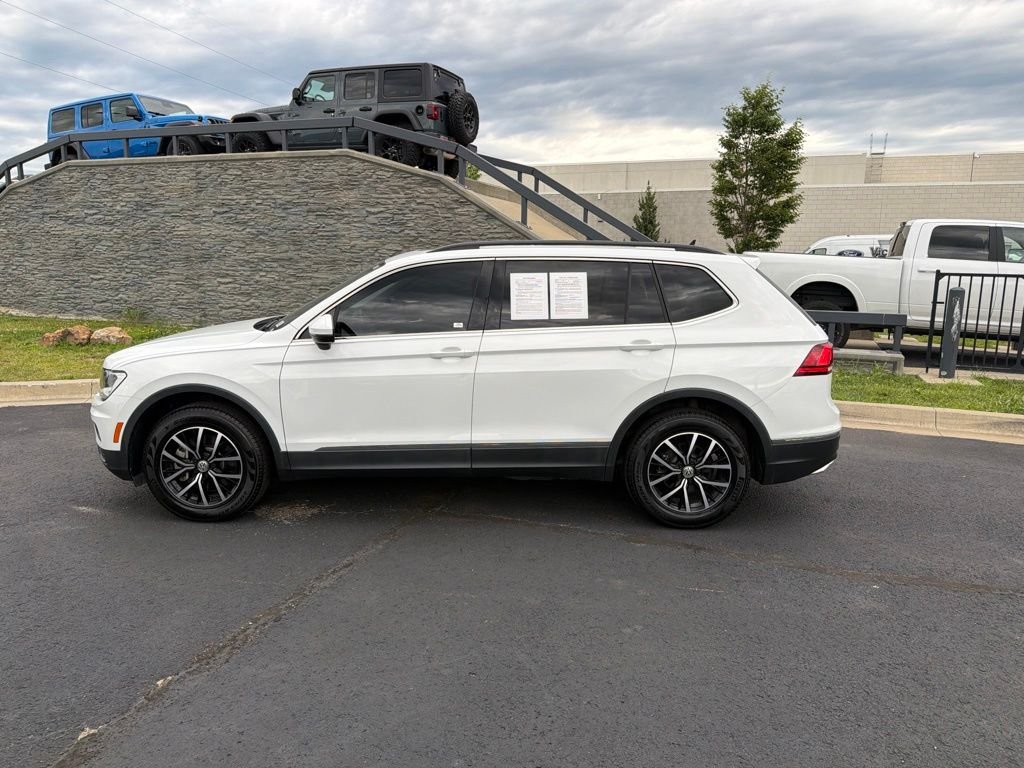 Used 2021 White Volkswagen 2.0T SE image 4
