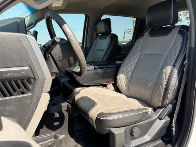 Used 2019 White Ford XLT image 10