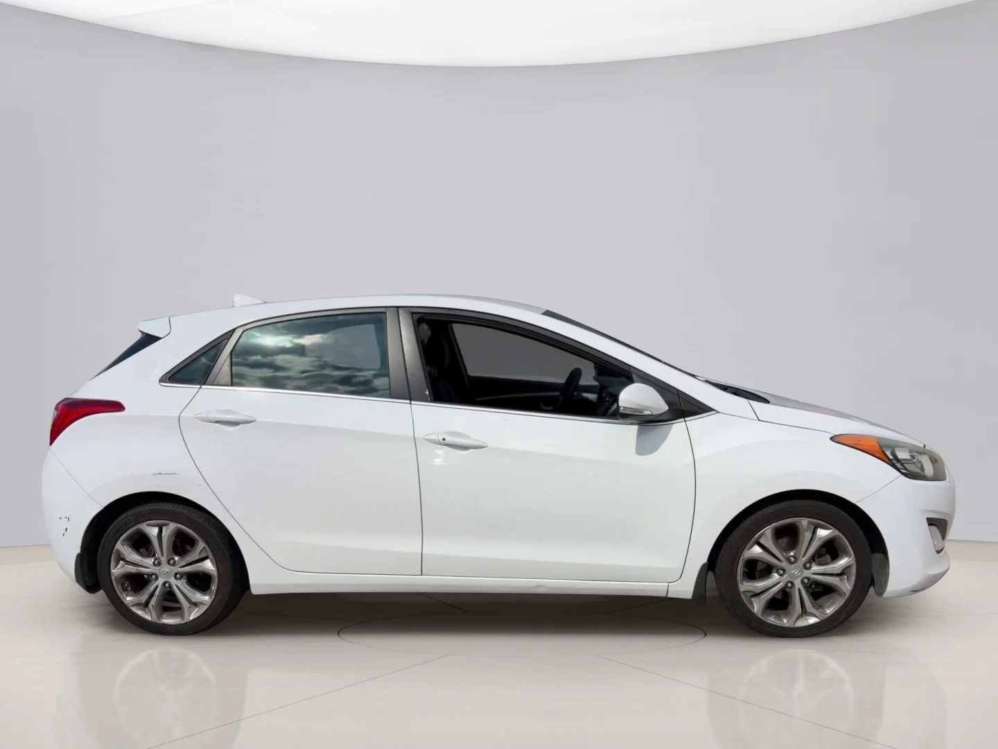 Used 2015 White Hyundai GT image 6