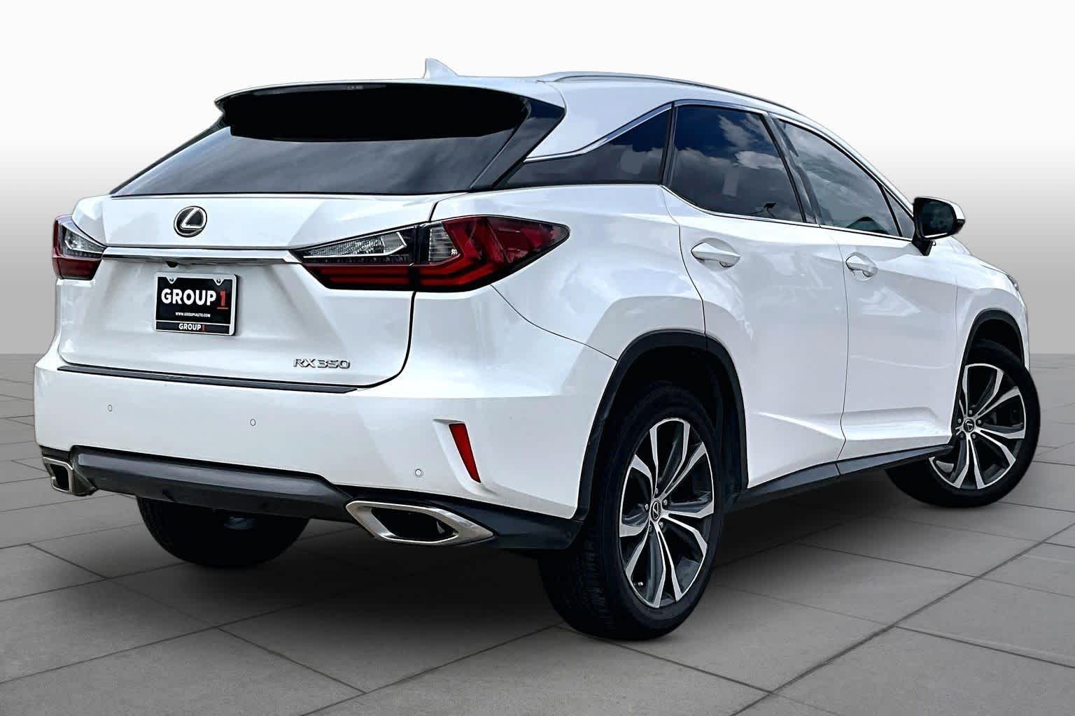 Used 2018 Eminent White Pearl Lexus  image 11