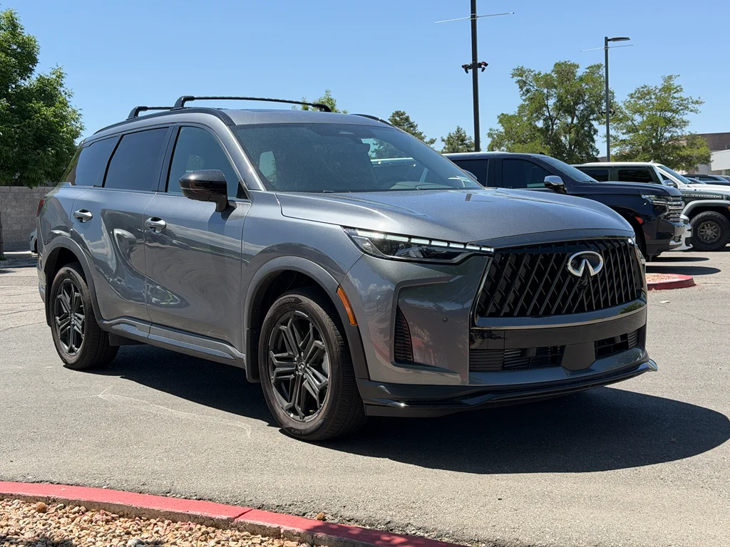 Certified Used 2026 Graphite Shadow INFINITI SPORT image 4