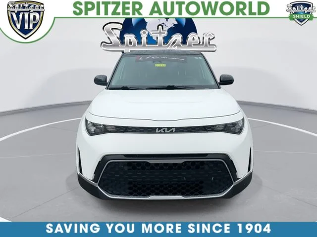 Used 2025 White Kia S image 3