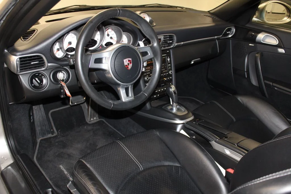 Used 2012 Platinum Silver Metallic Porsche Carrera S image 4