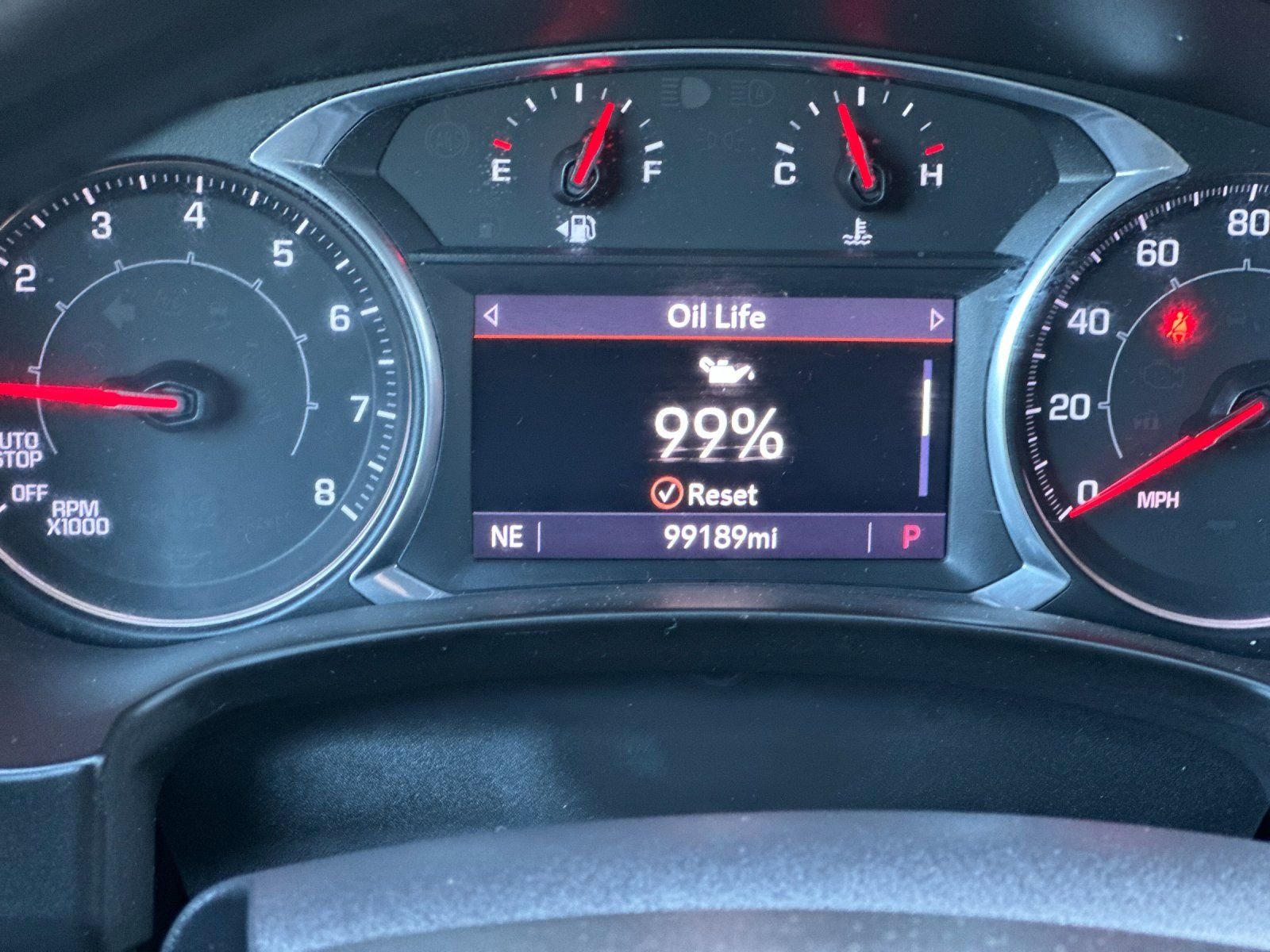 Used 2021 White GMC SLT image 24