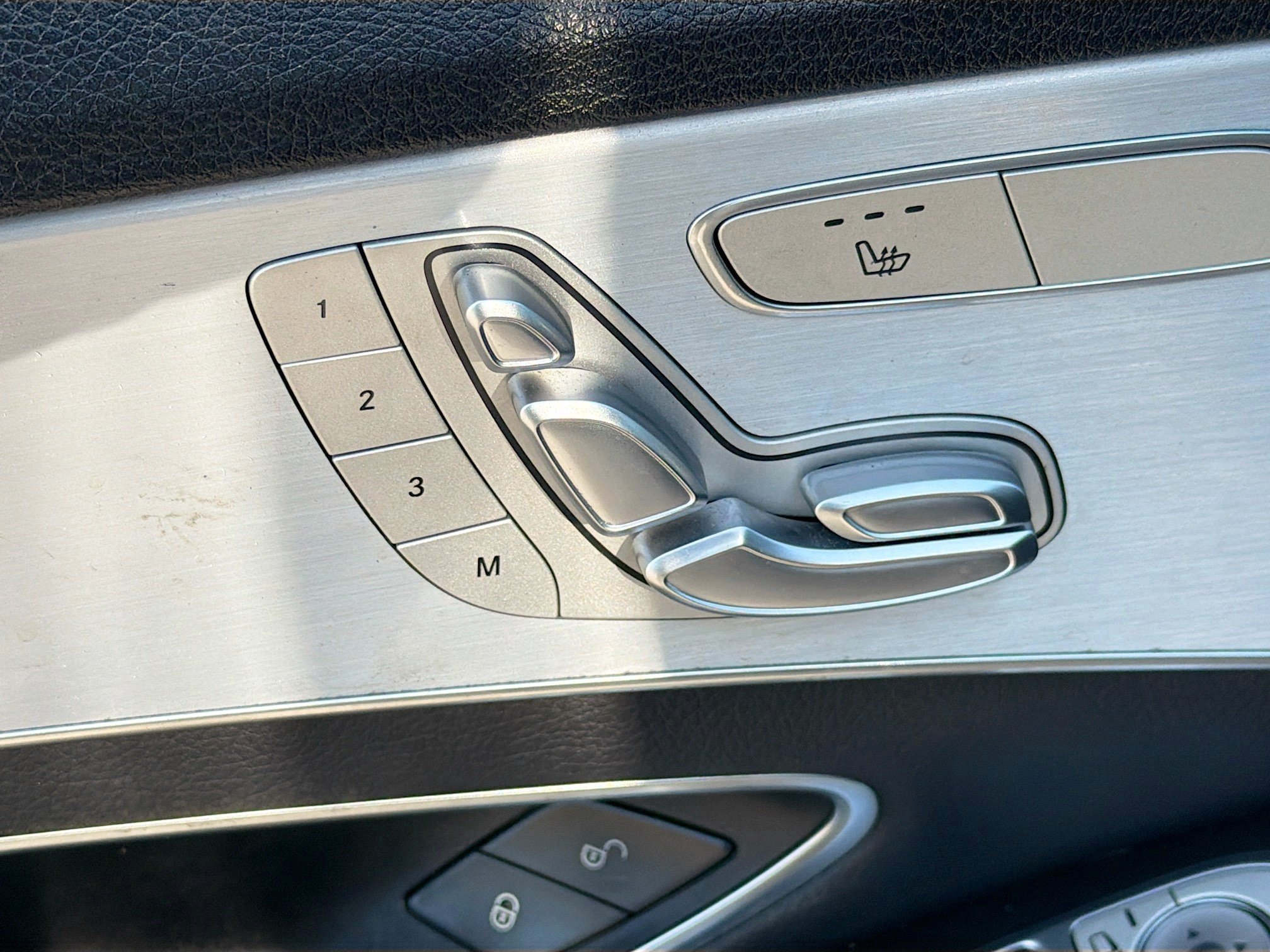 Used 2019 Silver Mercedes-Benz C 300 image 20