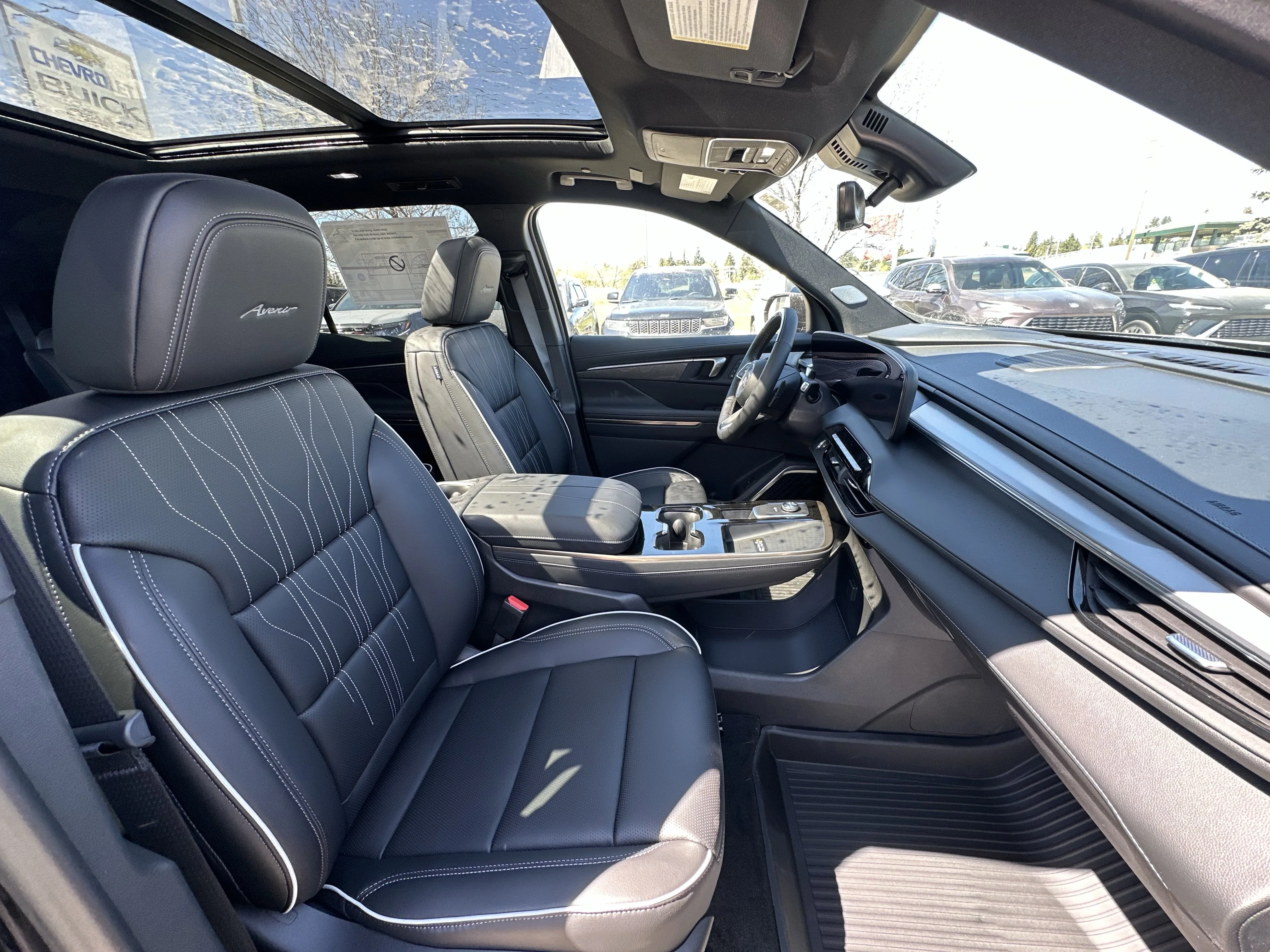 New 2026 Ebony Twilight Metallic Buick Avenir image 19