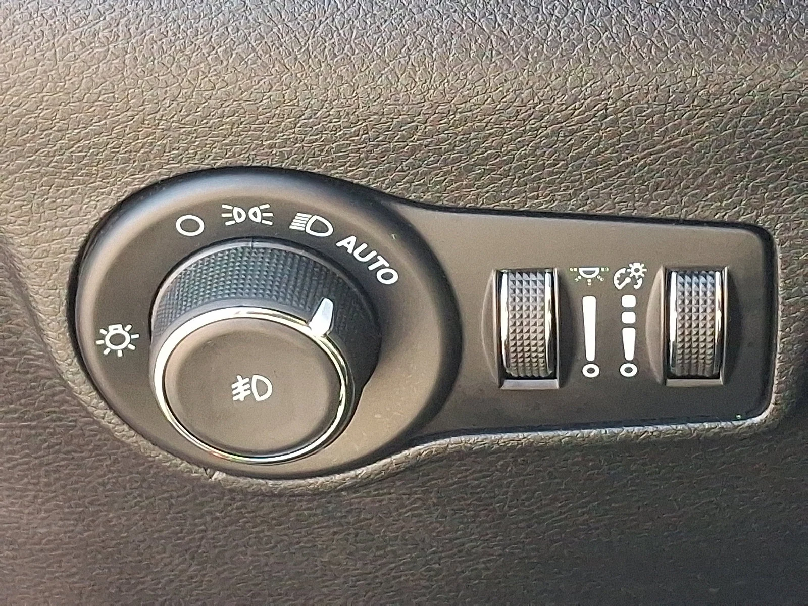 Certified Used 2022 Redline Pearlcoat Jeep (RED) Edition image 27
