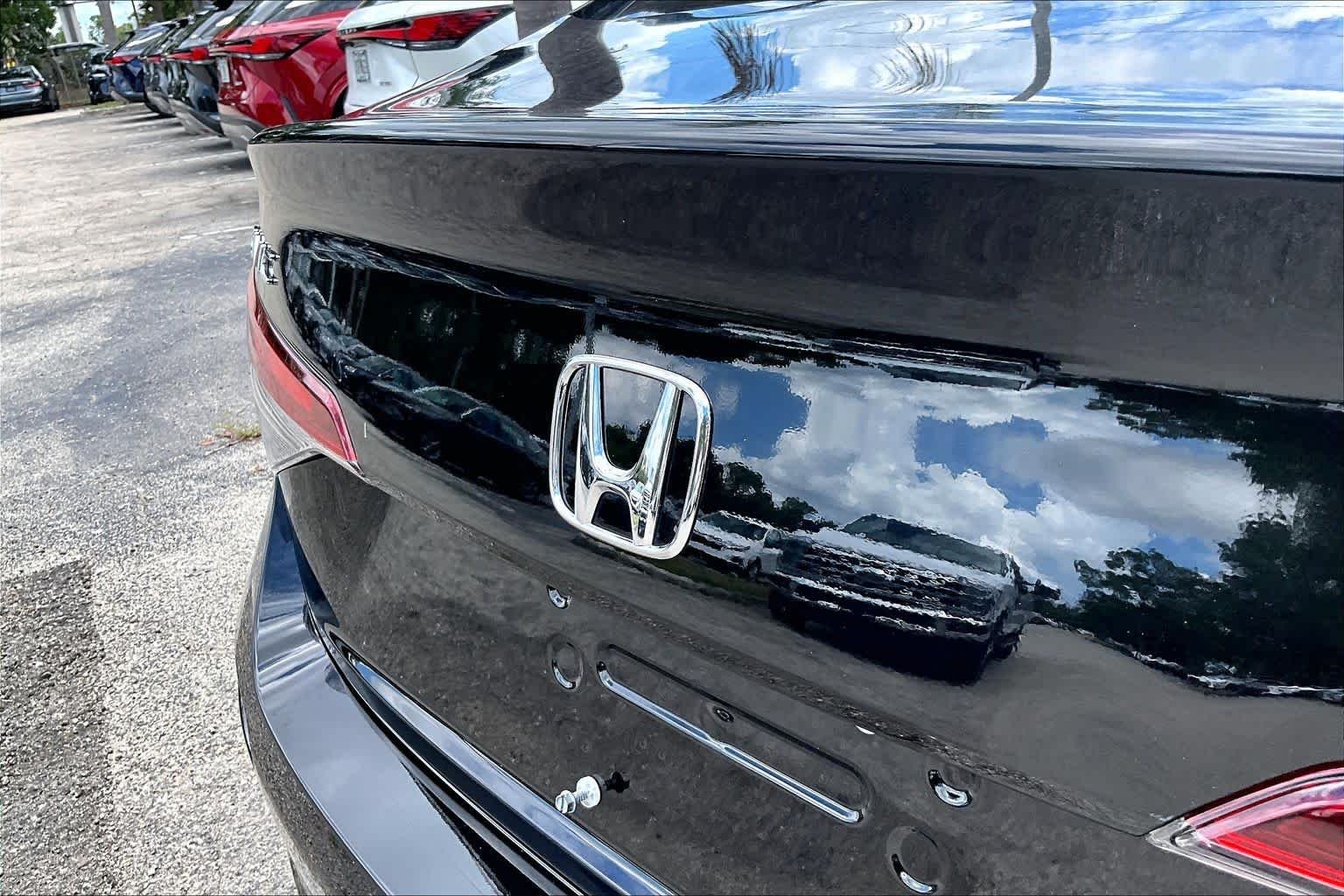 Used 2023 Crystal Black Pearl Honda Sport image 31
