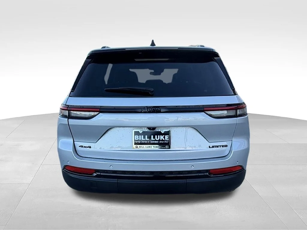 Used 2024 Silver Jeep Limited image 6