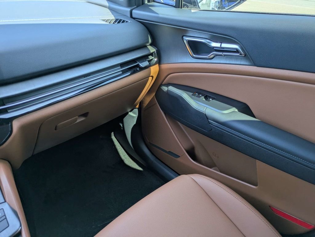 New 2026 Wolf Gray Kia X-Line image 21