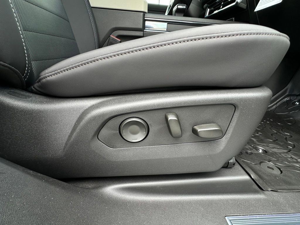 2026 GMC HUMMER EV 2X - Photo 13