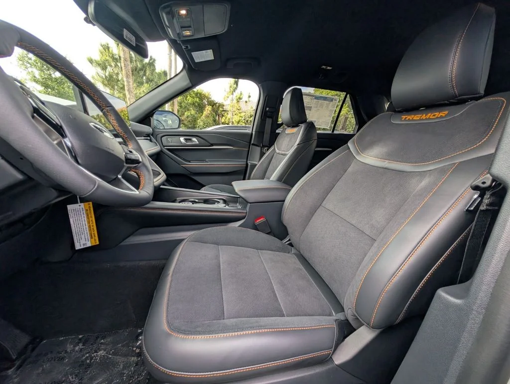 New 2026 White Ford Tremor image 3