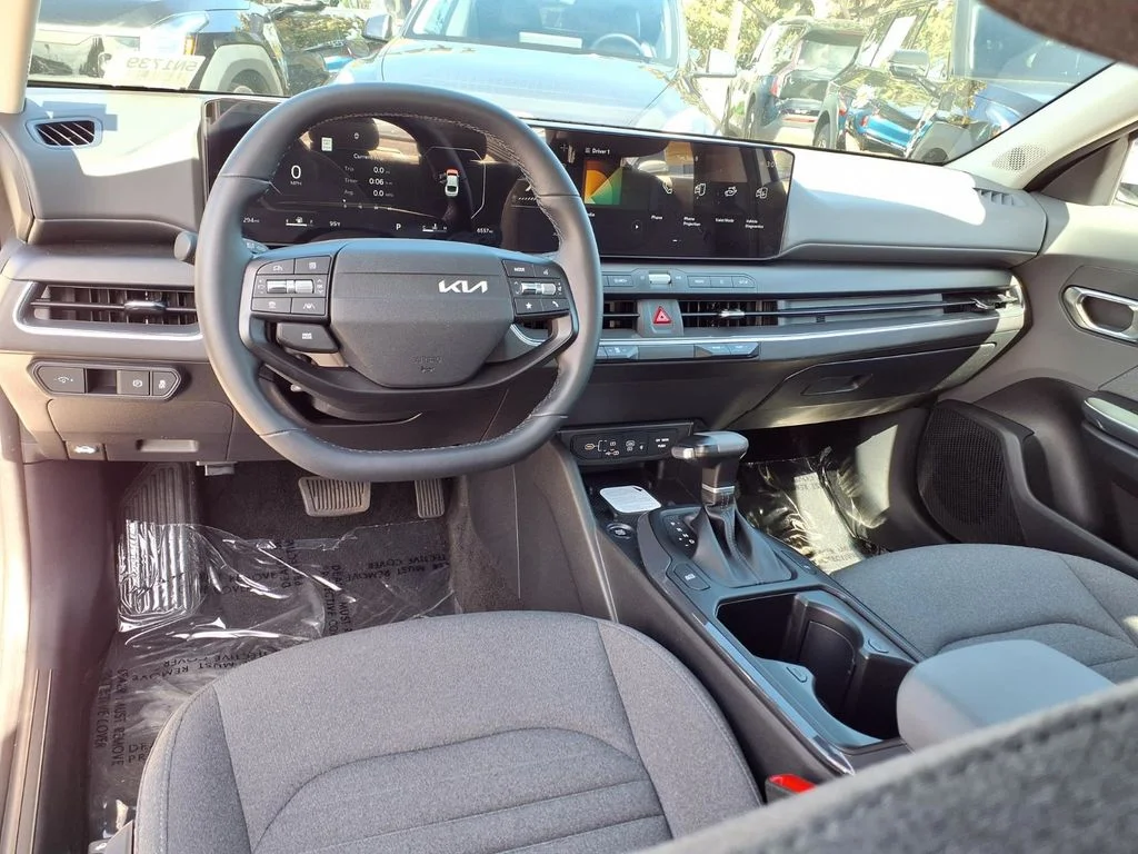 Certified Used 2025 White Kia EX image 18