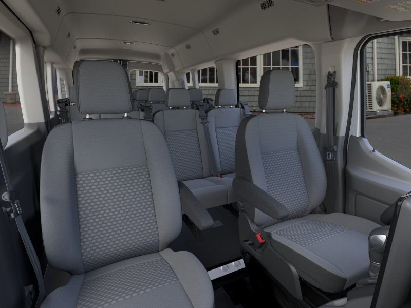 New 2026 Oxford White Ford XLT image 10