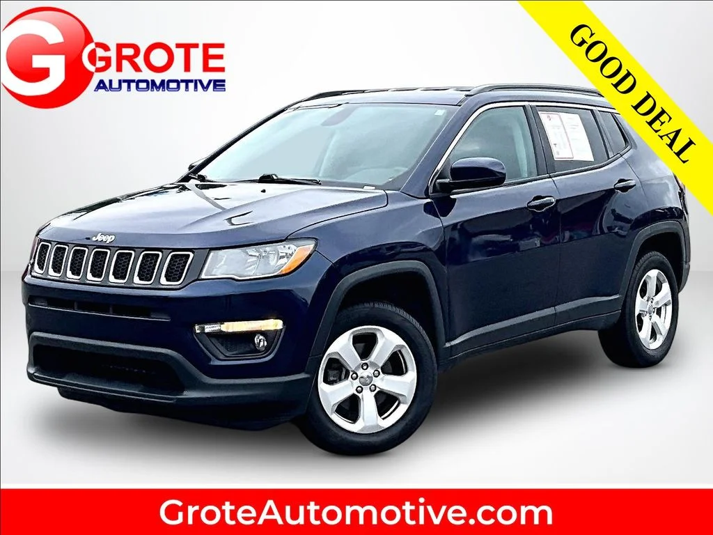 Used 2019 Blue Jeep Latitude image 1