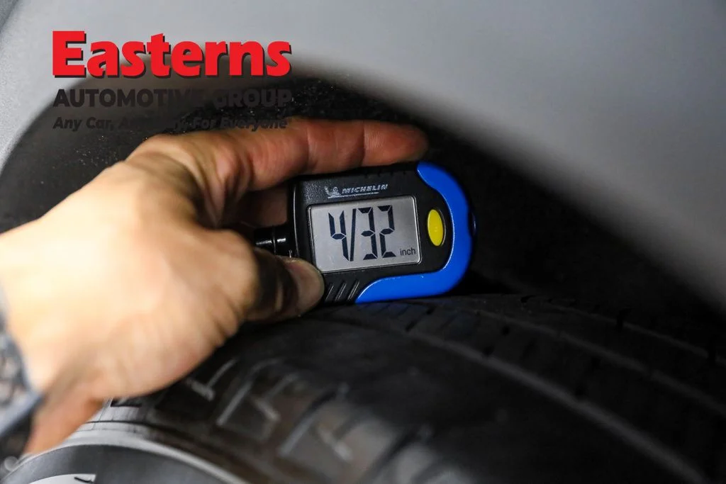 Used 2021 Black Ford SEL image 25