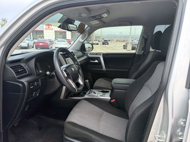 Used 2022 Silver Toyota SR5 image 26