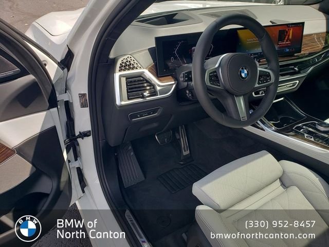 Used 2026 Alpine White BMW xDrive40i image 11