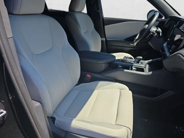 Used 2025 Caviar Lexus 350 Luxury image 10