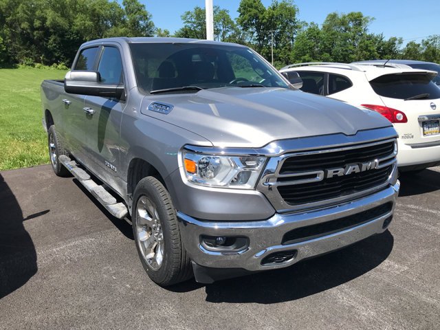 2014 RAM 1500 Express 4x4 Crew Cab's photo