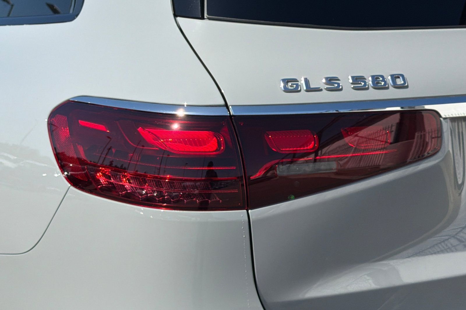 New 2026 MANUFAKTUR Alpine Grey Mercedes-Benz GLS 580 image 14